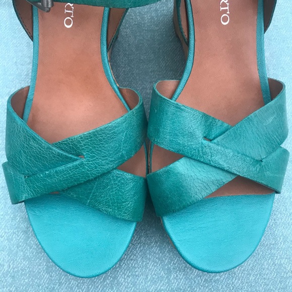 Sandals - Picture 4 of 5